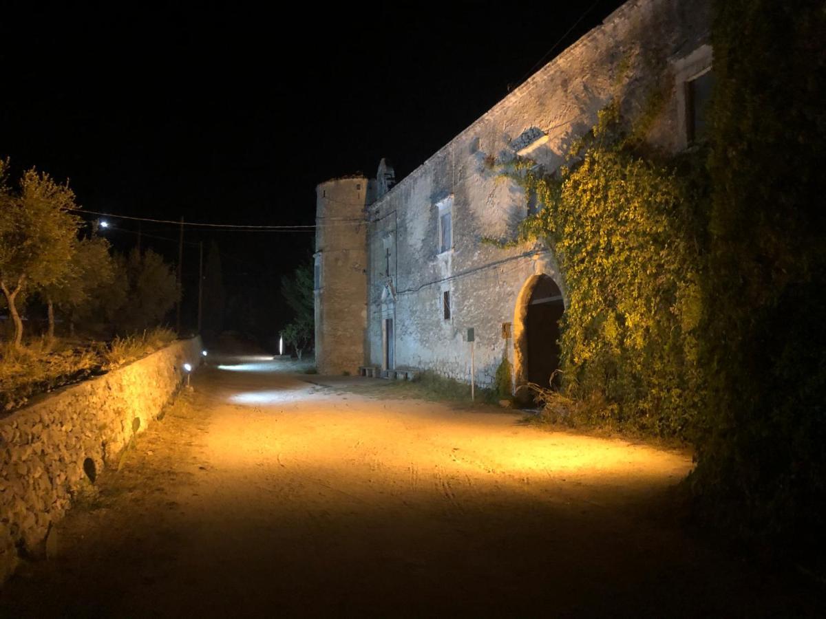 Masseria Barone Gambadoro Monte SantʼAngelo Exterior foto